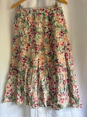 REITMANS // Floral A-Line Midi Skirt in Cream and Pink